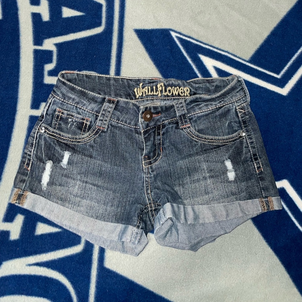 Wallflower Women's Distressed Denim Shorts - Dark blue juniors